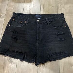 Aeropostale 90s High Rise Cut-Off Short in Black. Size 18